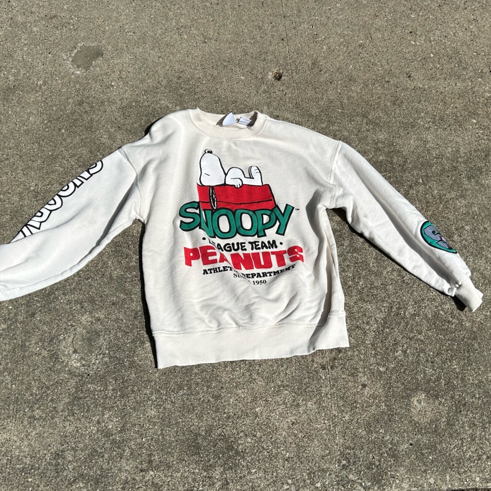 Zara Peanuts Snoopy Sweatshirt Size 11-12 Kids